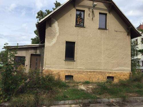 Eingang.jpg - 5 Zimmer Einfamilienhaus in Leipzig