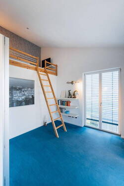 Schlafzimmer 2 OG - 