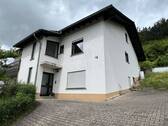 Vorderansicht - Top-Gelegenheit! Zweifamilienhaus mit großem Grundstück in Hochstetten-Dhaun zu verkaufen.