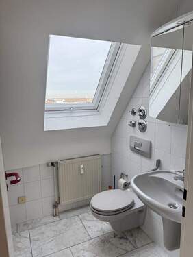 Duschbad, Ebene 1 - Etagenwohnung mit 112,00 m&sup2; in Worms zum Kaufen