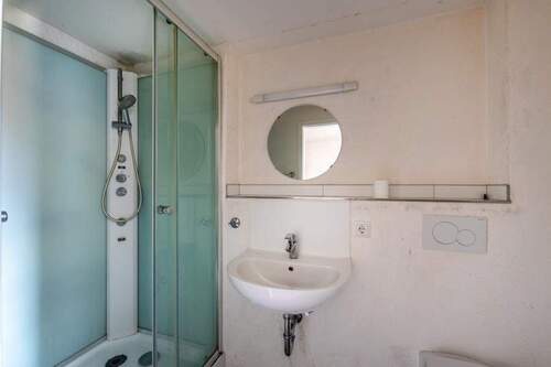 _KWF1810-HDR.JPG - 1 Zimmer Mehrfamilienhaus, Wohnhaus in Tuningen