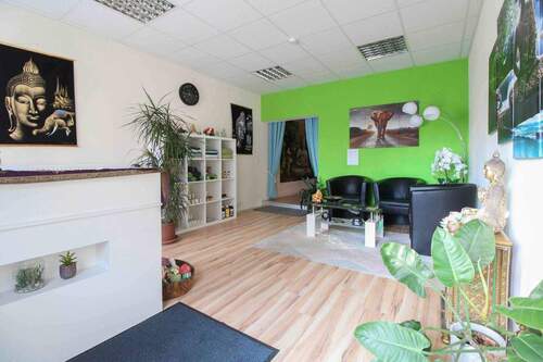 Gewerbeeinheit - Reihenmittelhaus mit 220,20 m&sup2; in Calbe zum Kaufen