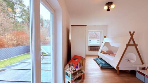 Kinderzimmer mit Dachterrasse - 