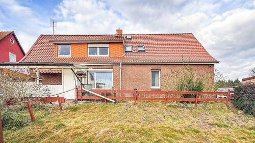 Rückansicht - 6 Zimmer Mehrfamilienhaus, Wohnhaus zum Kaufen in Bassum