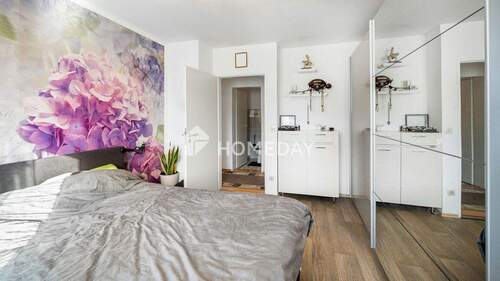 1. OG Schlafzimmer 2 - 