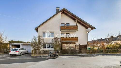 Außenansicht 2 - 9 Zimmer Mehrfamilienhaus, Wohnhaus zum Kaufen in Rottenburg a. d. Laaber