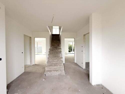 heller Eingangsbereich - 