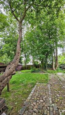 Garten und Innenhof nach OSTEN - 