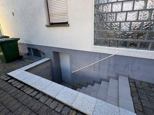 Kellerzugang vom Garten - Mehrfamilienhaus, Wohnhaus mit 157,00 m&sup2; in Wallmerod zum Kaufen