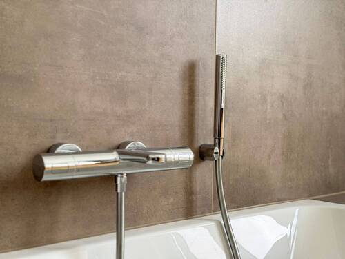 Hochwertige Sanitäausstattung - 