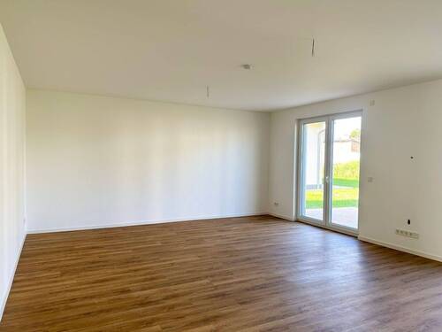 Großes Wohnzimmer - Einfamilienhaus mit 146,00 m&sup2; in Wiedemar zum Kaufen