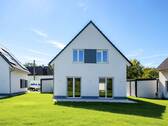 Haus mit Terrasse und Garten - 