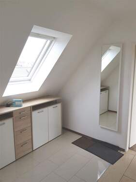 Flur - Etagenwohnung mit 64,00 m² in Langenau zum Kaufen