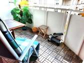 Balkon mit Holzboden.jpg - 