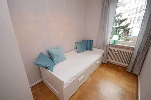 2. Schlafzimmer - 