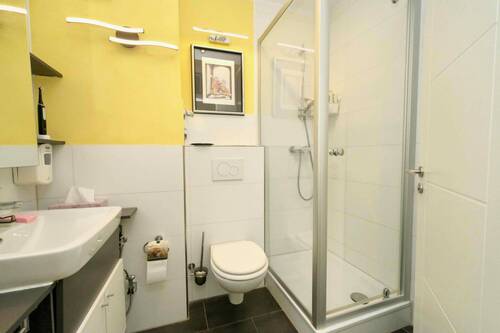 Badezimmer Ansicht 1 - 