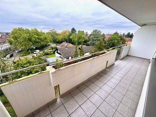 Balkon - Lichtdurchflutete sanierte 1 ZKB-Whg. mit Balkon in Mannheim-Feudenheim