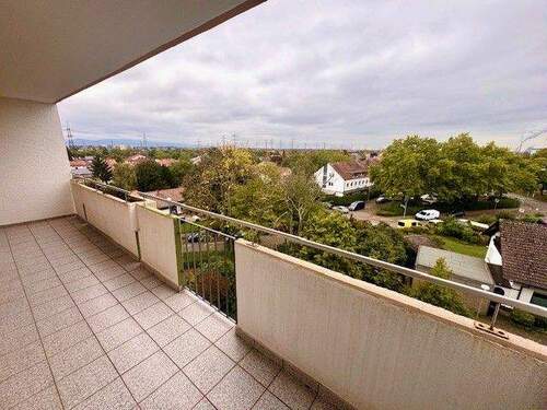 Balkon andere Ansicht - 1 Zimmer Etagenwohnung zur Miete in Mannheim