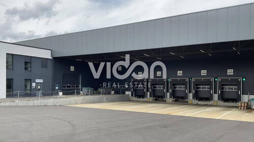 Andienung - Halle zur Miete in Aachen