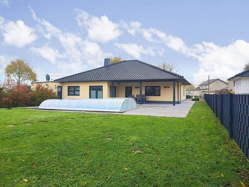 Außenansicht - 5 Zimmer Einfamilienhaus zum Kaufen in Garz- Rügen