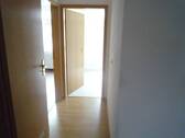 02 Flur - 3 Zimmer Etagenwohnung in Plauen