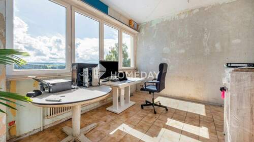 Büro 1 - 