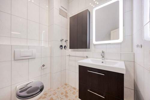 Bad - 2 Zimmer Etagenwohnung in Hürth