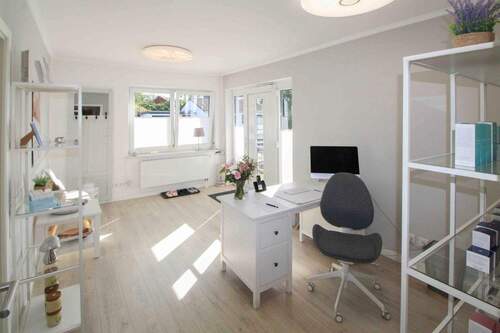 Empfangsbereich Praxis - 