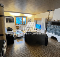 82 m² plus Hobbyraum im Spitzboden - helle 3-ZImmer-Wohnung in Rosenberg mit Balkon und Garage - Sulzbach-Rosenberg