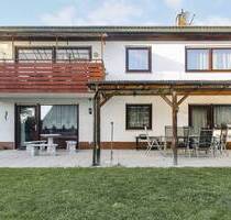 Große Südterrasse, Garten, Einliegerwohnung uvm.! Einfamilienhaus in ruhiger Lage von Aisch - Adelsdorf