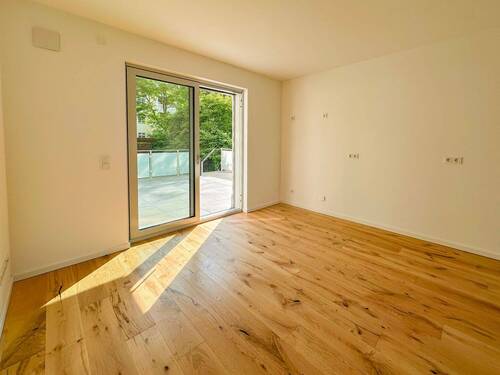 Offene Küche mit Terrassenzugang - 5 Zimmer Etagenwohnung zum Kaufen in Leipzig