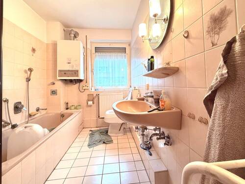 Badezimmer Dusche/Wanne - 