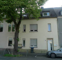 Trier-Süd: Ein- oder Dreifamilienhaus mit Garten