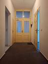 Flur - 3-Zimmer-Wohnung WG-geeignet - 850,00&nbsp;EUR Pauschalmiete, ca.&nbsp; 77,00&nbsp;m&sup2;&nbsp;Wohnfl&auml;che