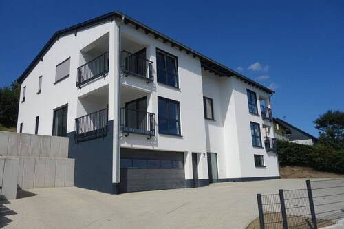 Bild 1 - 2-Zimmer-Neubau-Wohnung mit Einbauküche, Loggia und Terrasse!