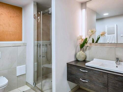 Bad en Suite - Etagenwohnung mit 153,00 m² in Frankfurt am Main zum Kaufen