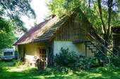 Garage/Werkstatt auf Gartengrundstück - 