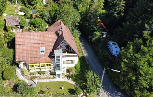 Luftaufnahme - 5 Zimmer Einfamilienhaus zum Kaufen in Aufseß