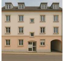 Wohnen im Herzen von Meerane! - 300,00&nbsp;EUR Kaltmiete, ca.&nbsp; 64,70&nbsp;m&sup2;&nbsp;Wohnfl&auml;che in Meerane (PLZ: 08393)