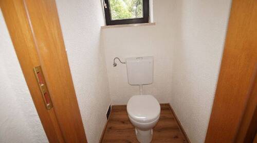 WC - 