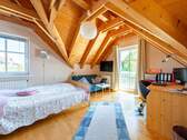 Kinderzimmer mit Sichtdachstuhl - Einfamilienhaus mit 200,00 m² in Pürgen / Ummendorf zum Kaufen