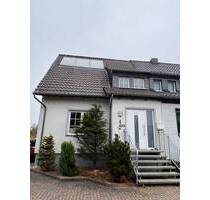 Ein Raumwunder! Modernisierte Doppelhaushälfte mit ausgebautem Spitzboden - Wolfsburg Vorsfelde