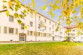 Hausanicht - Herzlich Willkommen in Deiner neuen Wohnung nahe dem Graßdorfer Wäldchen! Seniorengerecht - Tageslichtbad mit Dusche