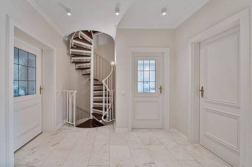 Wendeltreppe in den Privatbereich - 