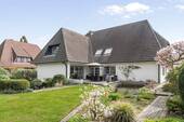 Süd-West Ansicht mit Teich - 