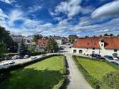 Blick aus dem Gewerbeobjekt Richtung Marktplatz - 