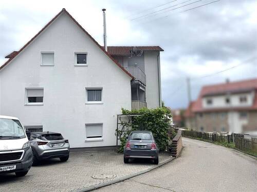 Außenansicht - 9 Zimmer Mehrfamilienhaus, Wohnhaus zum Kaufen in Balzheim