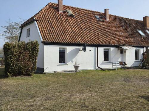 Hinteransicht - 3 Zimmer Doppelhaushälfte zum Kaufen in Altenpleen