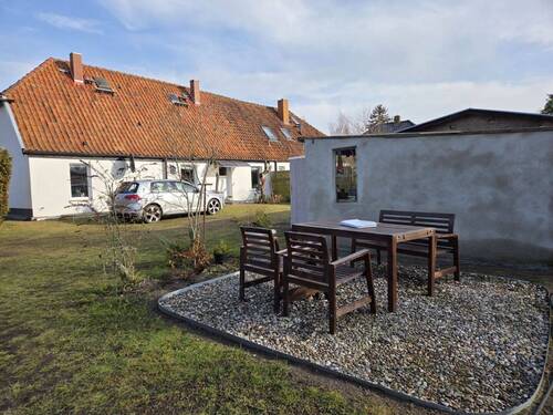 ................. - 3 Zimmer Doppelhaushälfte in Altenpleen