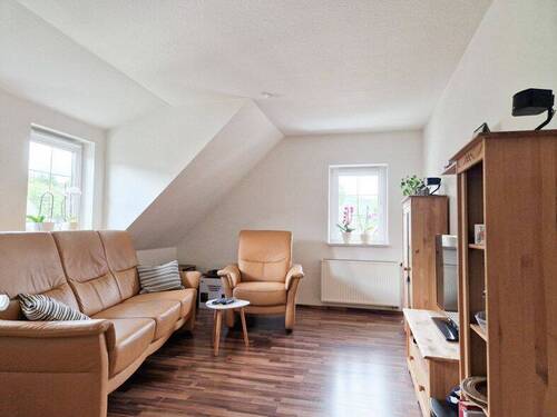 Wohnzimmer - Gemütliche 2-Raum-Dachgeschosswohnung in Geising